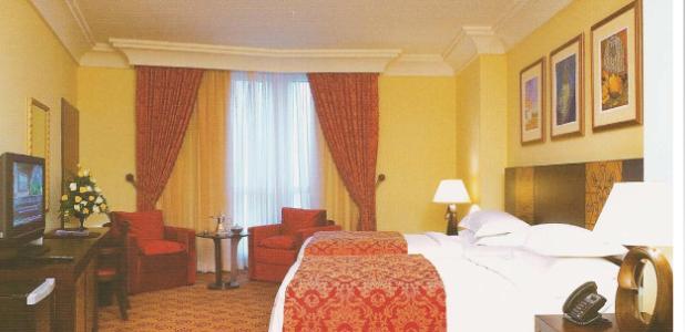 zamzamroom.JPG (27289 bytes)